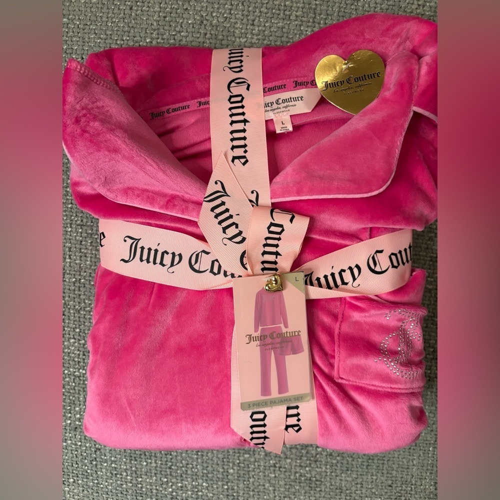 Juicy Couture 3-Piece Velour Pajama Set Pink Size Large